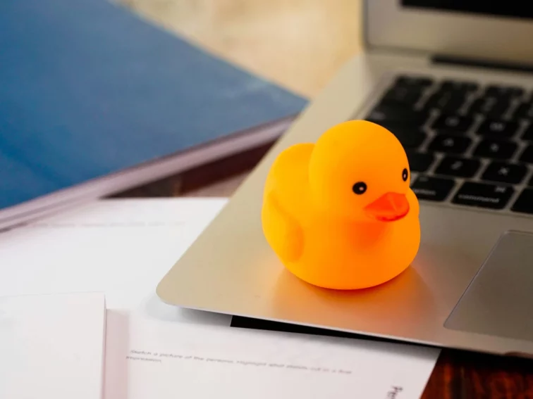 Kluczowe elementy skutecznej odpowiedzi konkursowej: emocje, konkrety, storytelling i mocne zakończenie.